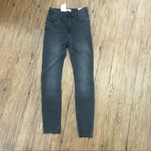$98 10” high rise Madewell skinny jeans